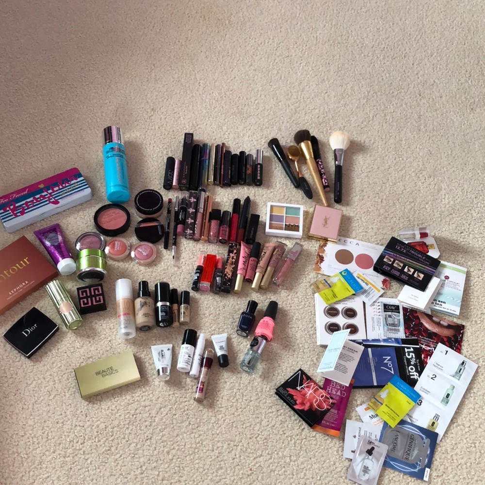 Huge Sephora ULTA make up cosmetic lot